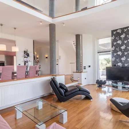 Holiday home 5 Bedroombeautiful In *
