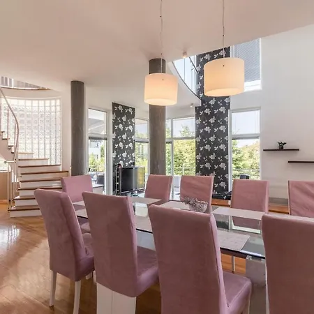 5 Bedroombeautiful In Pula